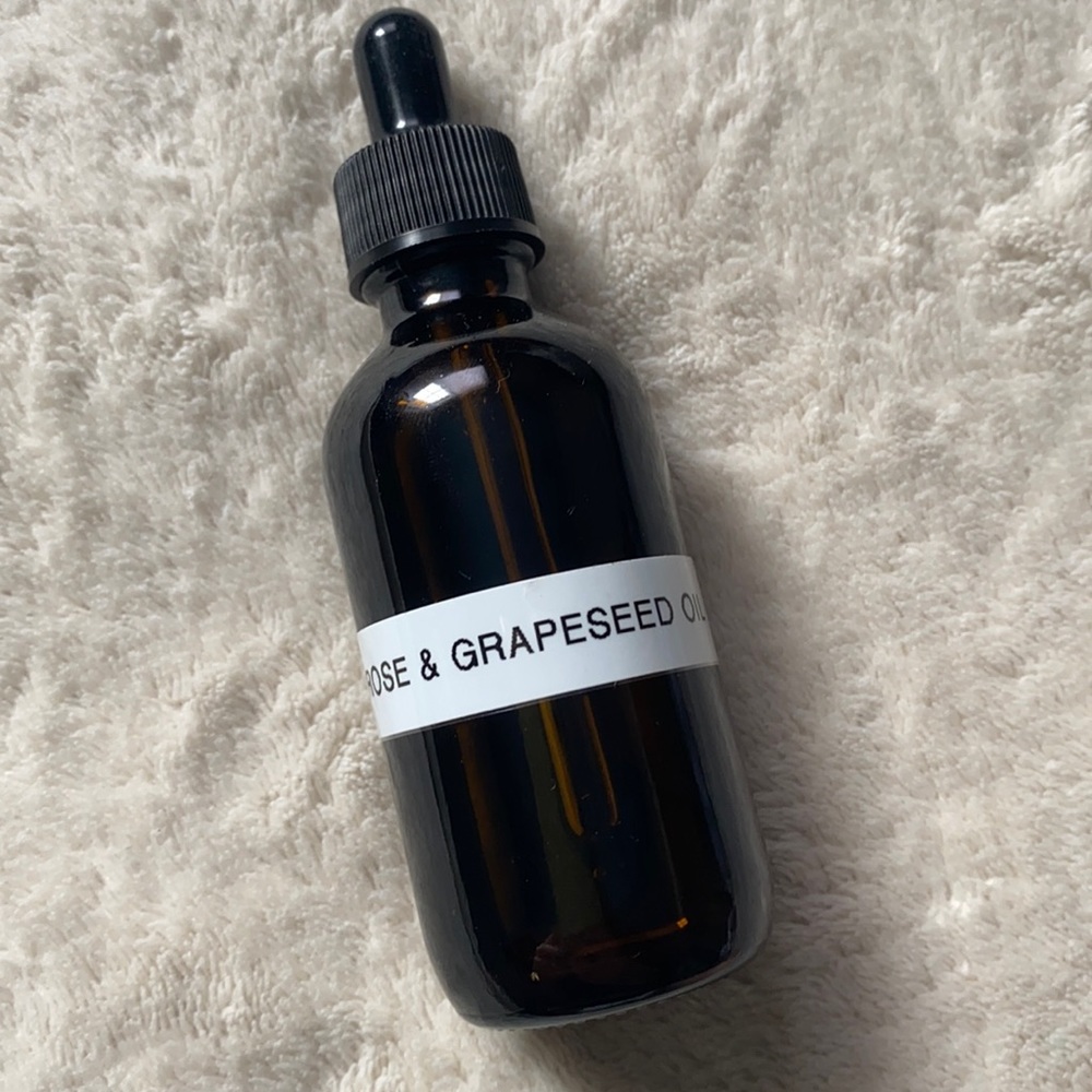 rose and grape seed skin oil